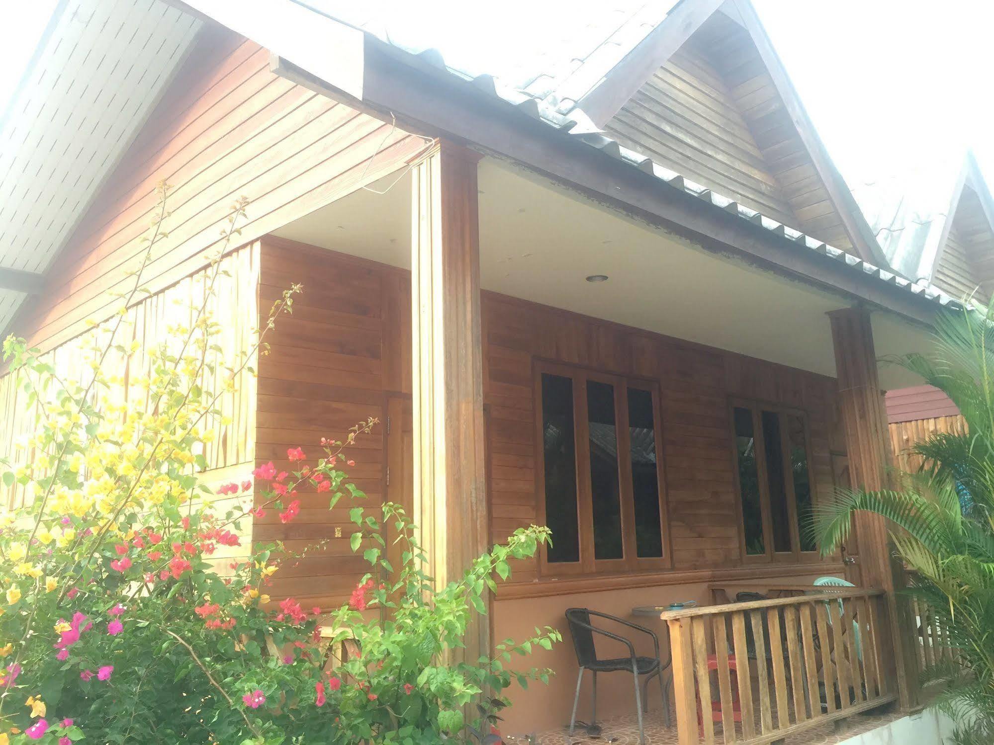 Poonsap Resort Ко-Ланта Экстерьер фото